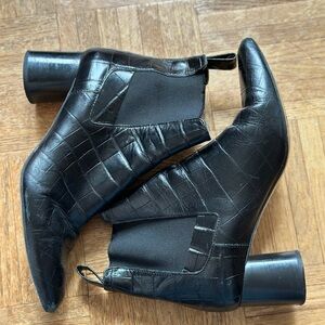 Zara snakeskin texture Black Ankle Boots